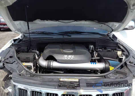 2013 Jeep Grand Cherokee Laredo from USA, damaged, VIN 1C4RJFAG2DC513192